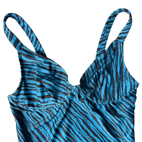 Faithfull The Brand Bettina One Piece Swimsuit Animal Print Blue/Black Size M - Picture 5 of 11